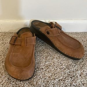 Tatami Birkenstock Leather Clogs
